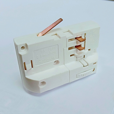 Alambre 4 pista de 3 fases que enciende el adaptador de la luz de la pista del TUV del CE de los accesorios