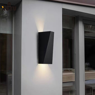 Vidrio de aluminio al aire libre geométrico de la luz 85*205*85m m de la lámpara de pared